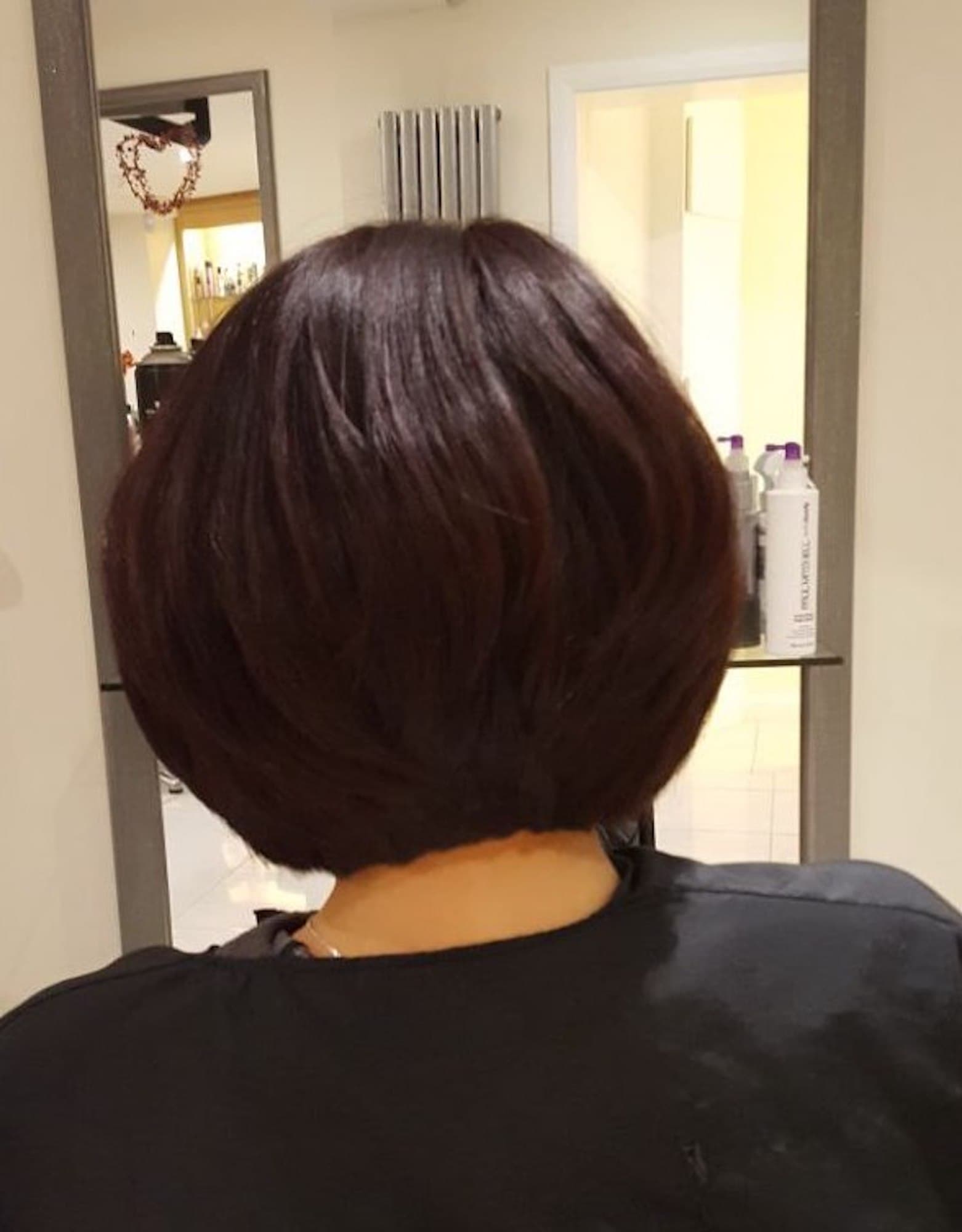 dark bobbed hair from back